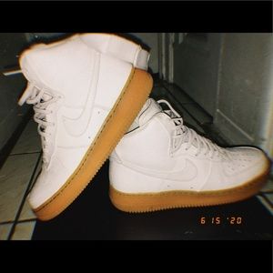 Women’s Air Force 1 HI SE